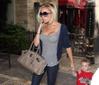 84806-victoria-beckham-shopping-at-the-grove-shopping-mall-with-son-24-122-589lo.jpg
